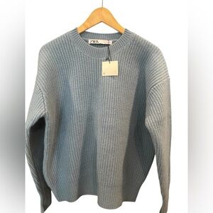 Zara Women’s Light Blue 💯 % wool Crewneck Sweater
